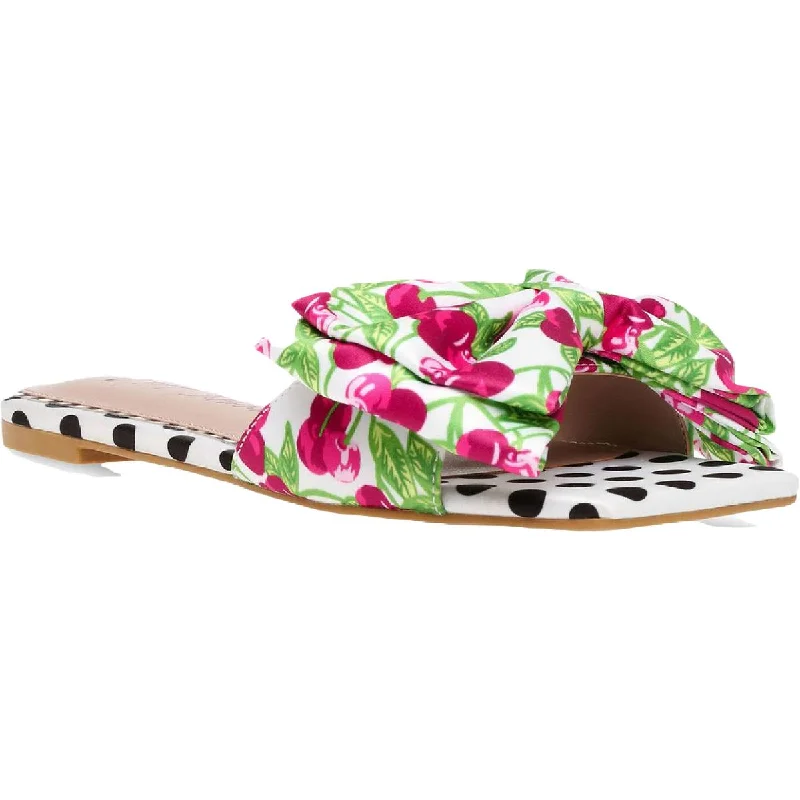 women shoes for relaxed summer holidays-Betsey Johnson Womens Daisy Comfort Insole Slip On Slides