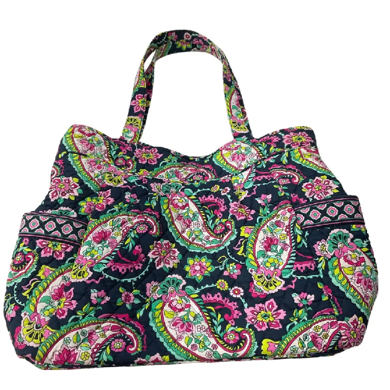 practical handbags for businesswomen on the move -Tote By Vera Bradley, Size: Medium